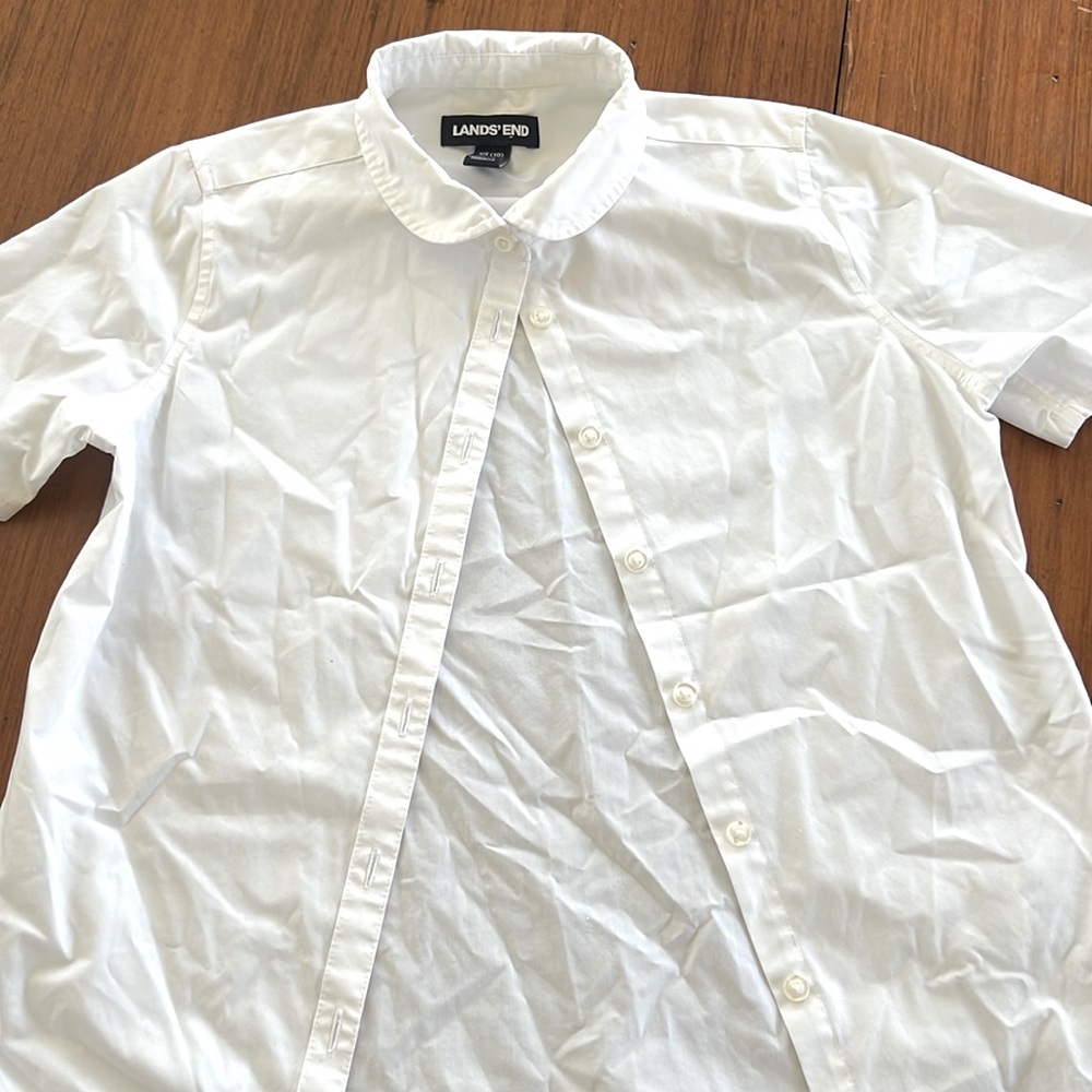 Lands End short sleeve uniform w/scalloped collar (girls 10)
